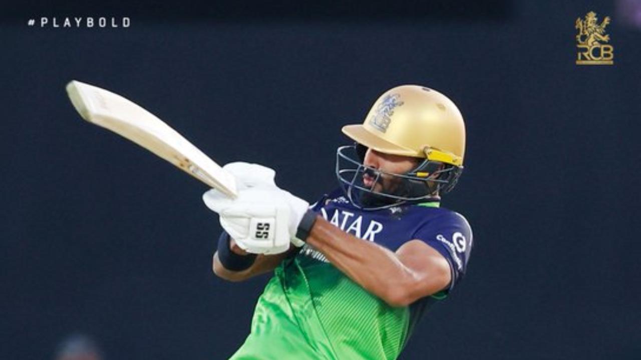 Shouldering Kohli was Devdutt Padikkal, who scored an unbeaten 40 runs in 28 balls. The left-hander's unbeaten knock included five boundaries and a maximum. RCB chased the target of 174 runs in 17.3 overs by losing just one wicket