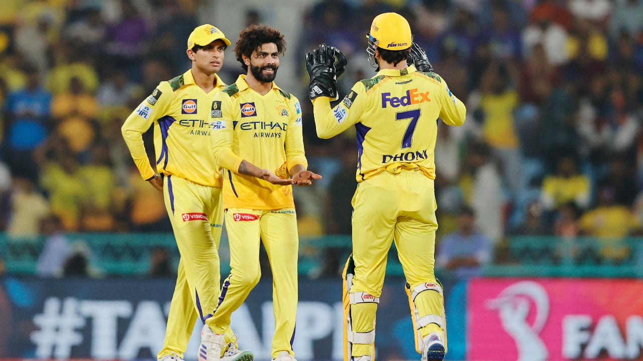 Veteran all-rounder Ravindra Jadeja was the standout performer, returning excellent figures of 2 for 24 in his three-over spell. Jadeja’s ability to choke the run flow while picking up key middle-over wickets played a pivotal role in preventing LSG from reaching a bigger total.
