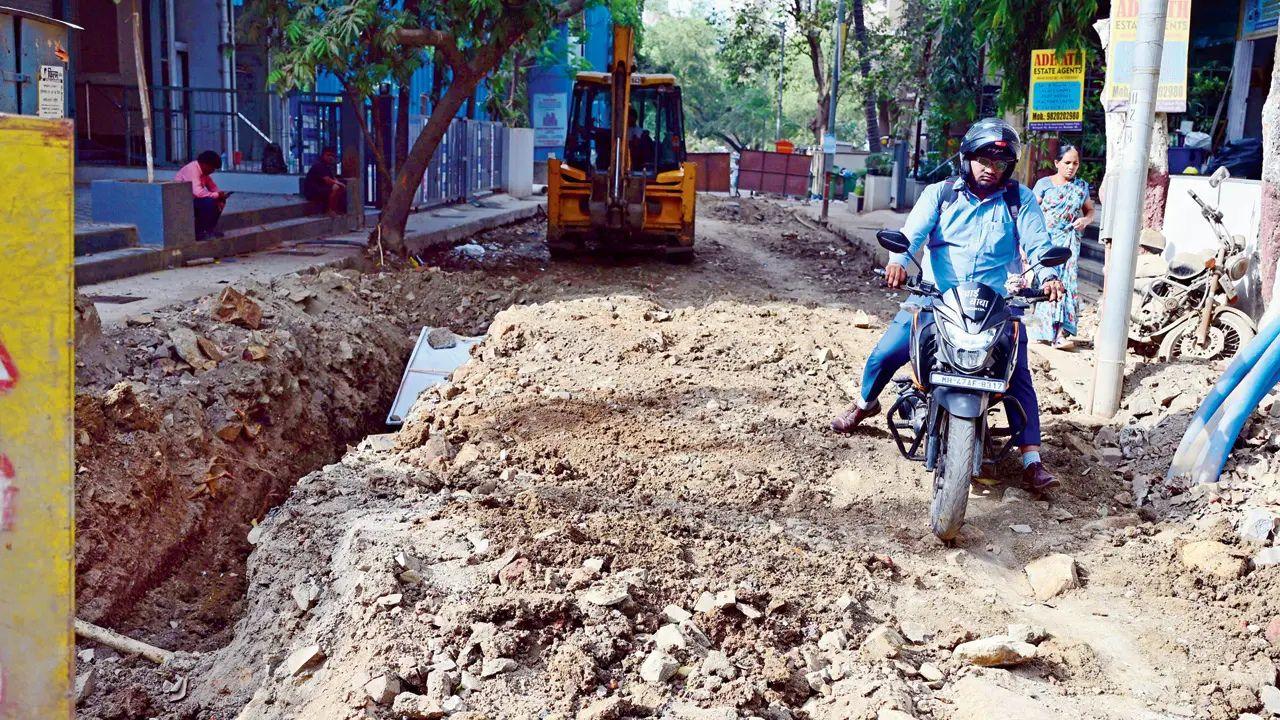 Despite the Rights of Persons with Disabilities (RPwD) Act, 2016, which mandates accessible infrastructure, Mumbai’s footpaths and streets remain largely non-compliant