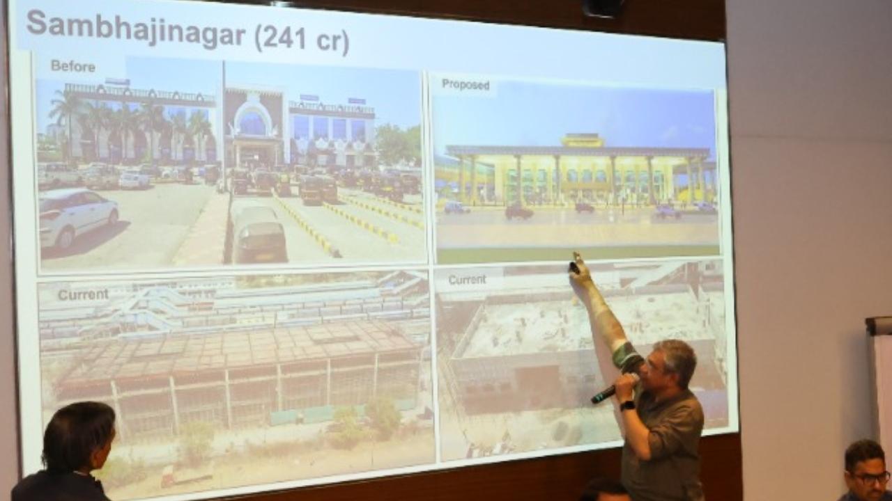 Speaking about Konkan Railway, CM Fadnavis said that he had requested the railways to merge the Konkan Railway into Indian Railways to improve its finances
