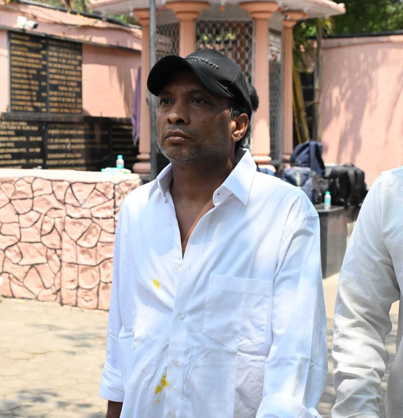 Comedian Sunil Pal at the funeral