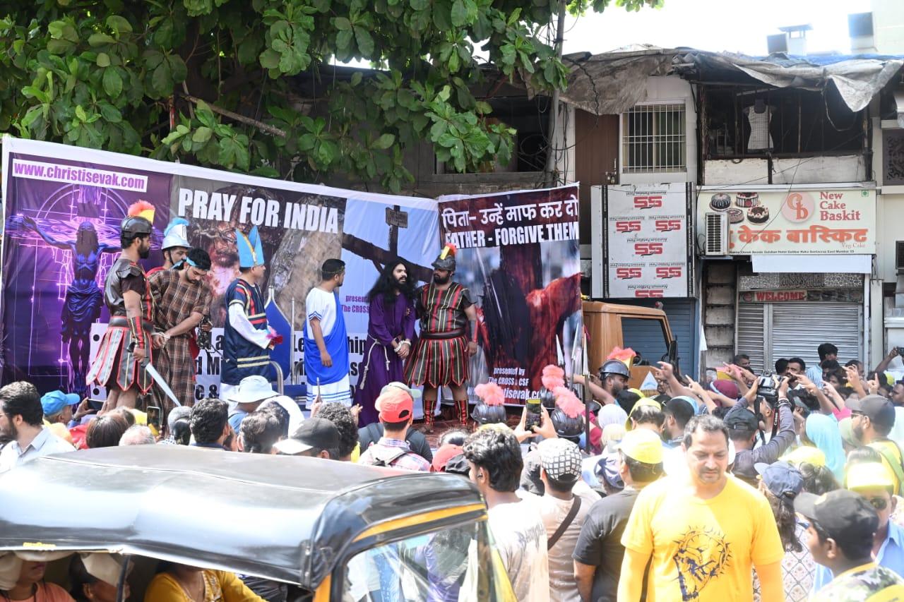 The enactment aimed to raise awareness about the significance of Good Friday as a day of mourning and reflection