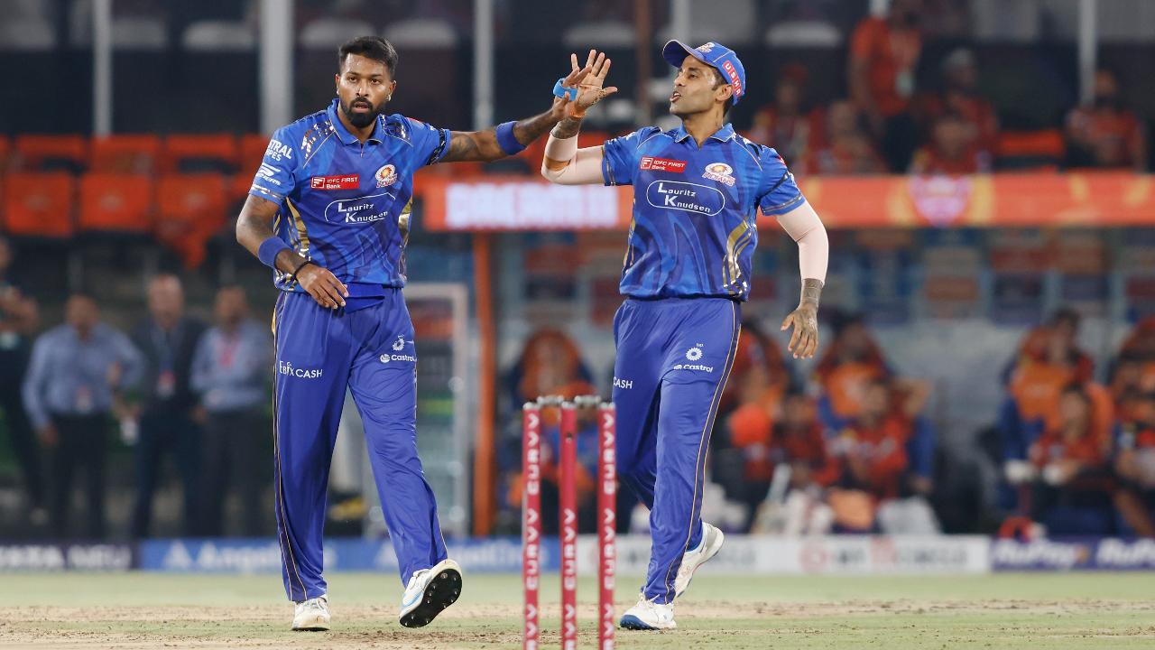 Chahar (2/12) and Boult (4/26) were exceptional in their opening spells, dismantling SRH’s top order and leaving them in disarray at 13 for 4 by the fifth over