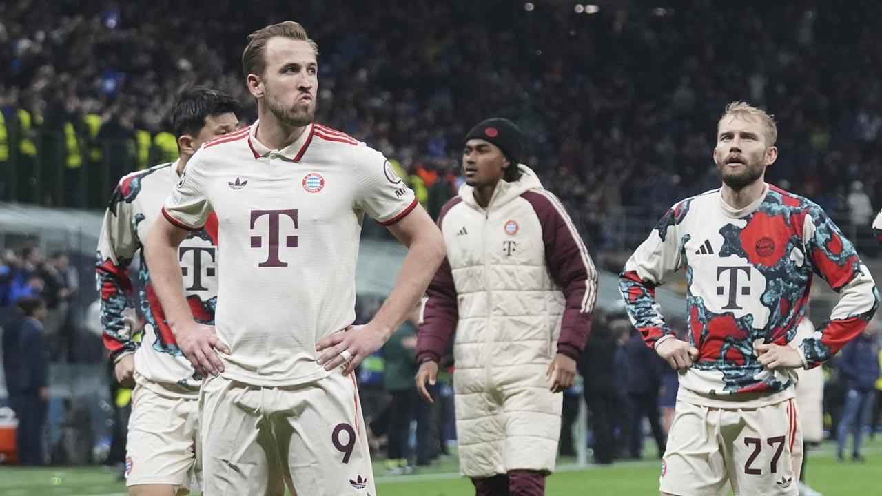 Bayern`s Harry Kane, left, reacts at the end of the Champions League quarterfinal second leg soccer match between Inter Milan and Bayern Munich at the San Siro stadium in Milan, Italy. Pic/AP, PTI