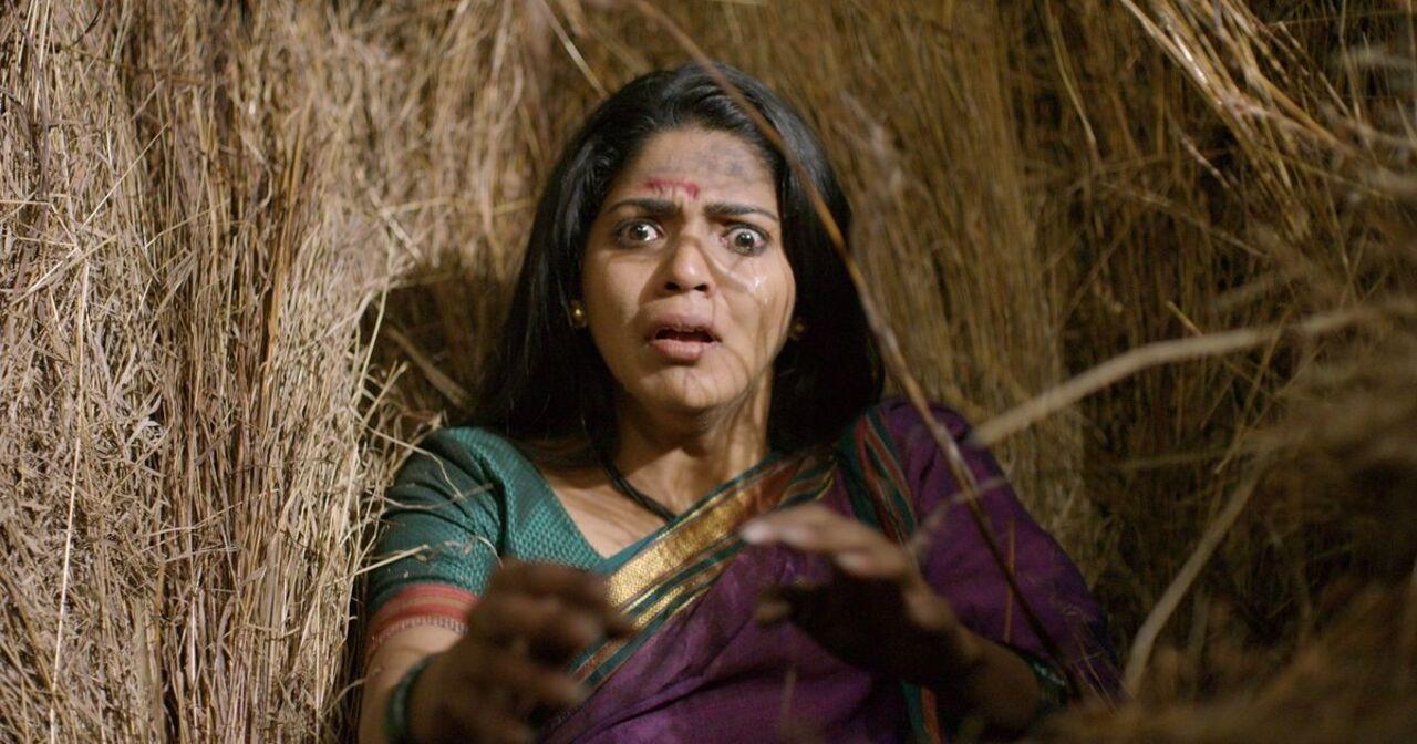Lapachhapi (2016, Marathi)
A pregnant woman moves to a remote village where she faces supernatural forces. The movie explores the theme of motherhood amidst rural superstitions and horrifying rituals and the women battling all forces to protect her unborn child