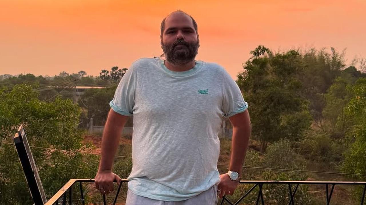 Kunal Kamra took to his Instagram stories and shared the screenshot of his conversation with a Bigg Boss casting agent looking for contestants ahead of the upcoming season. Read More