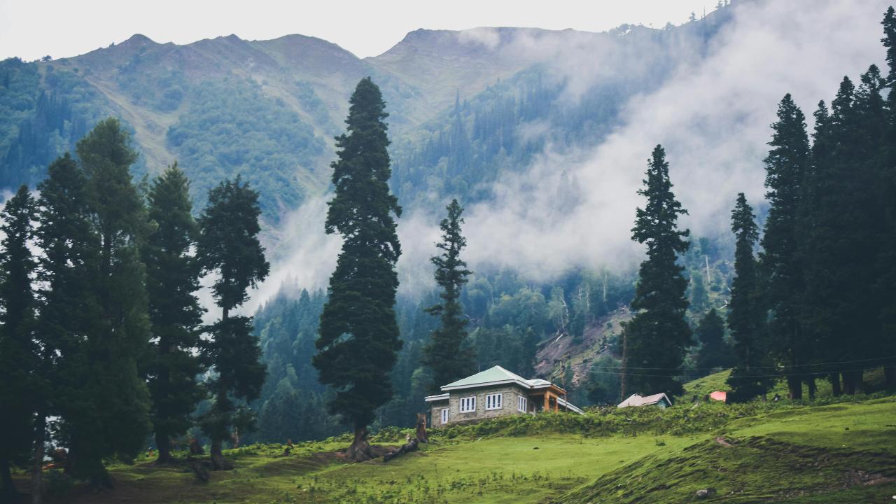 Pahalgam terror attack: 48 tourist sites shut in Kashmir amid security concerns