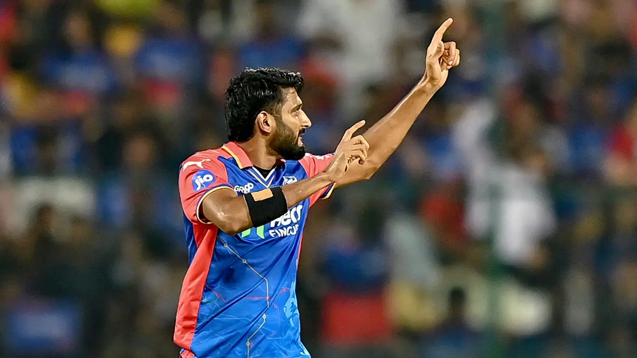 Khaleel Ahmed has been a consistent performer for PBKS, claiming 12 wickets from nine matches. However, Khaleel has dismissed Iyer three times in 24 deliveries, with Iyer scoring 33 runs at a strike rate of 137.50. Their duel could be pivotal in the middle overs.