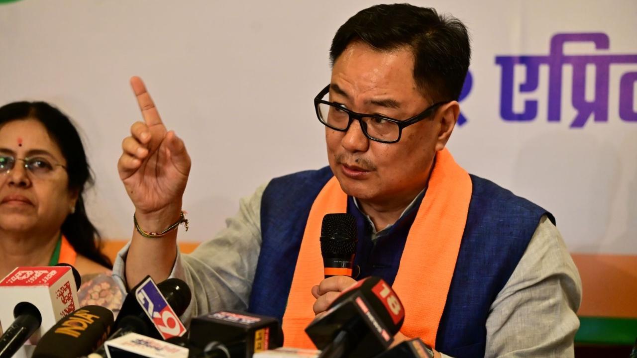 Rijiju slams Mamata Banerjee over Waqf Act implementation