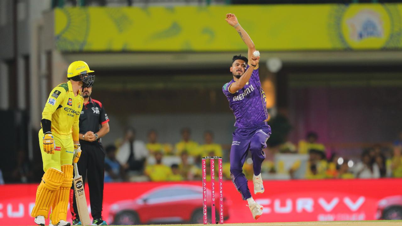 Chennai’s batting unit crumbled under pressure, failing to stitch together meaningful partnerships. From a relatively stable 59 for 2, they spiraled to 75 for 8, losing six wickets for just 16 runs.