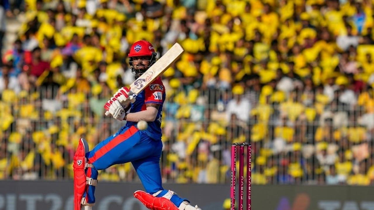 He also holds the record of having 1,208 runs in 25 successful run chases. He also has 15 half-centuries and has the best score of an unbeaten 98 runs