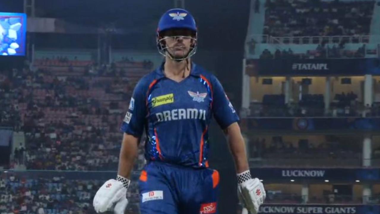 Opening the innings for Lucknow, Mitchell Marsh departed on a one-ball duck. Fellow opener, Aiden Markram, scored 28 runs in 18 deliveries, which included 4 fours and 1 six