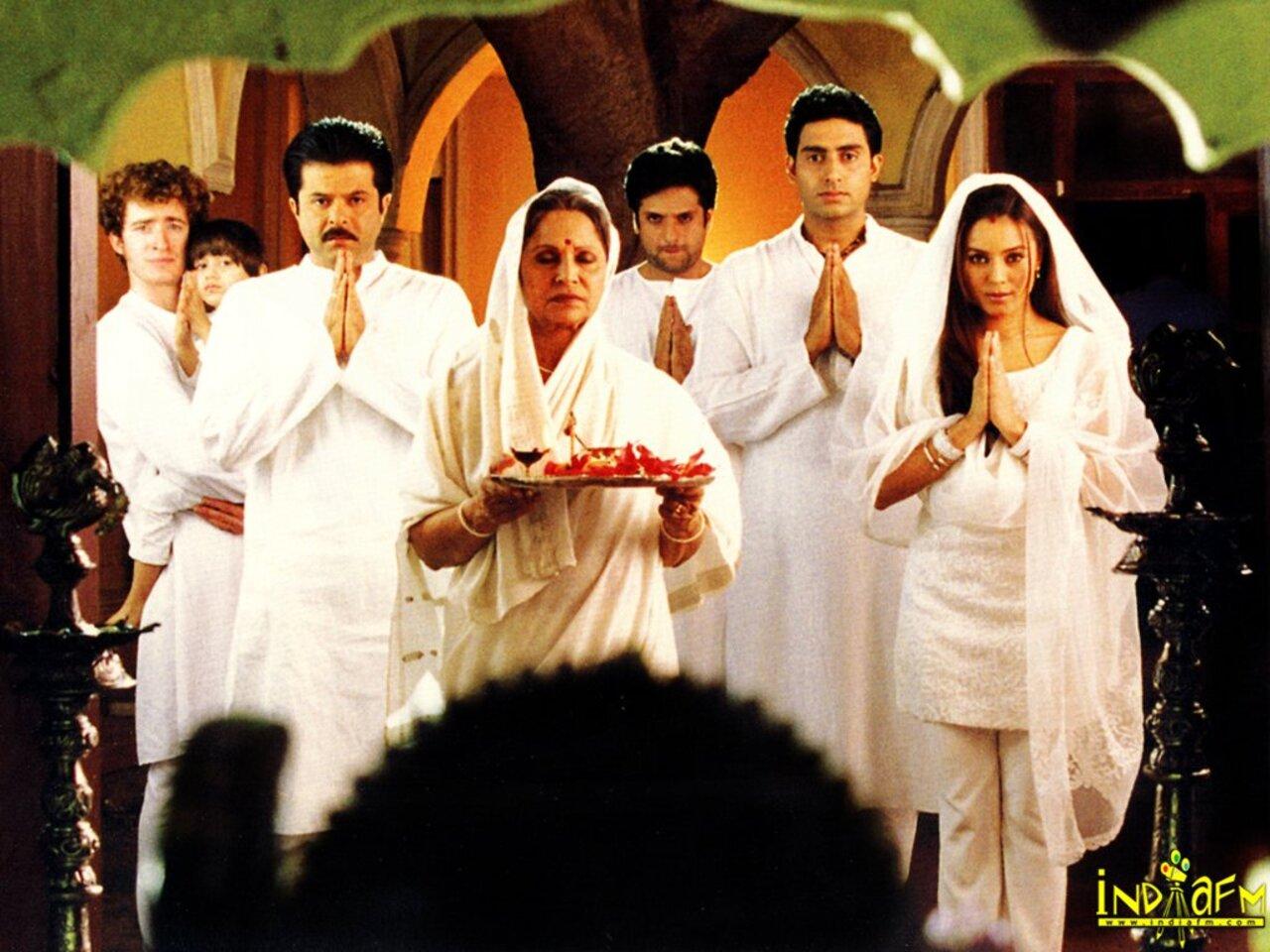 Waheeda Rehman in Om Jai Jagdish 
She portrayed Saraswati Batra, a widowed mother raising her three sons—Om (Anil Kapoor), Jai (Fardeen Khan), and Jagadish (Abhishek Bachchan). Her character embodies the traditional Indian matriarch, providing emotional strength and moral guidance to her family.