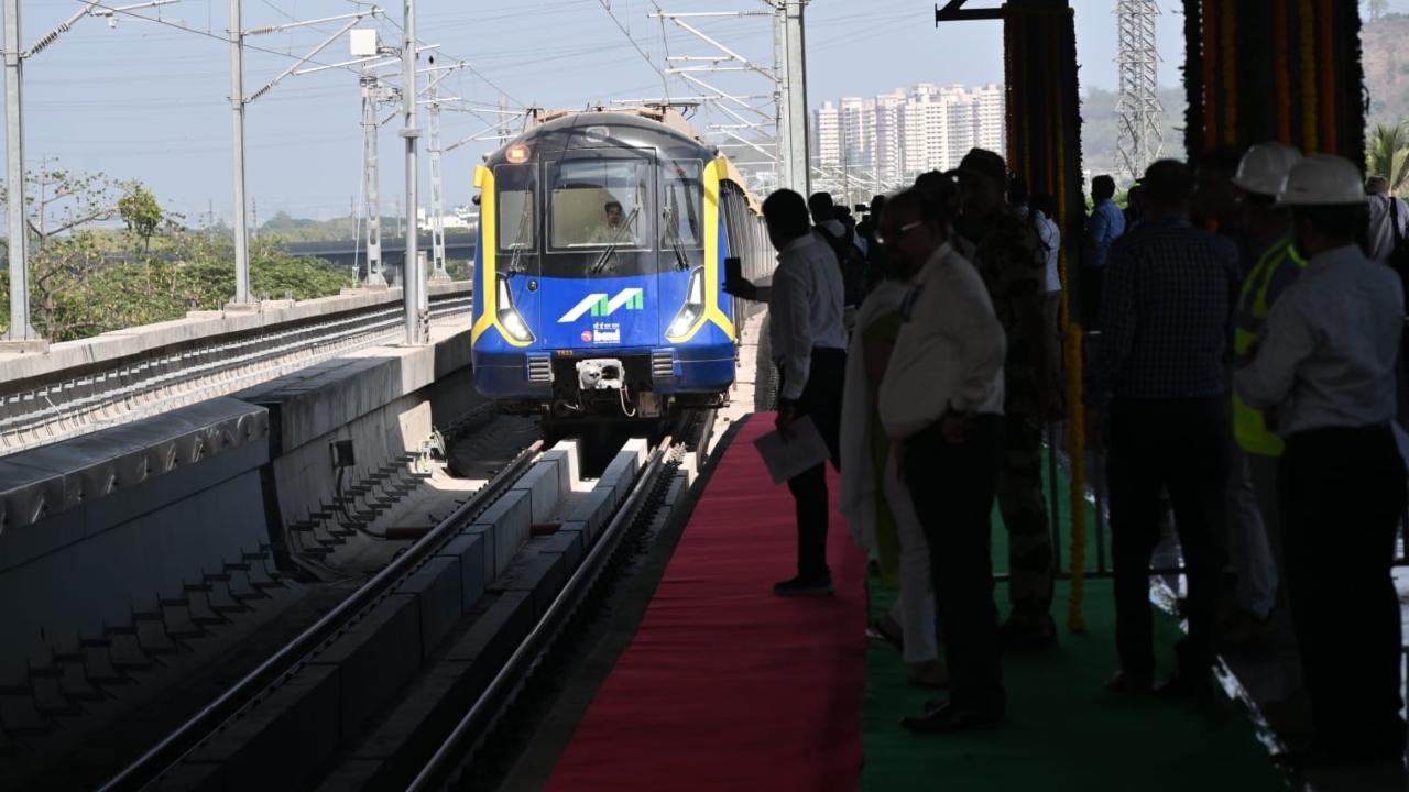 The trains have four doors on each side and are also designed to allow commuters to travel with bicycles
