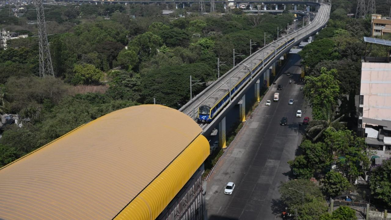 Indigenously manufactured, the passenger train sets have all-steel integral rail coaches, with an energy-friendly regenerative braking system