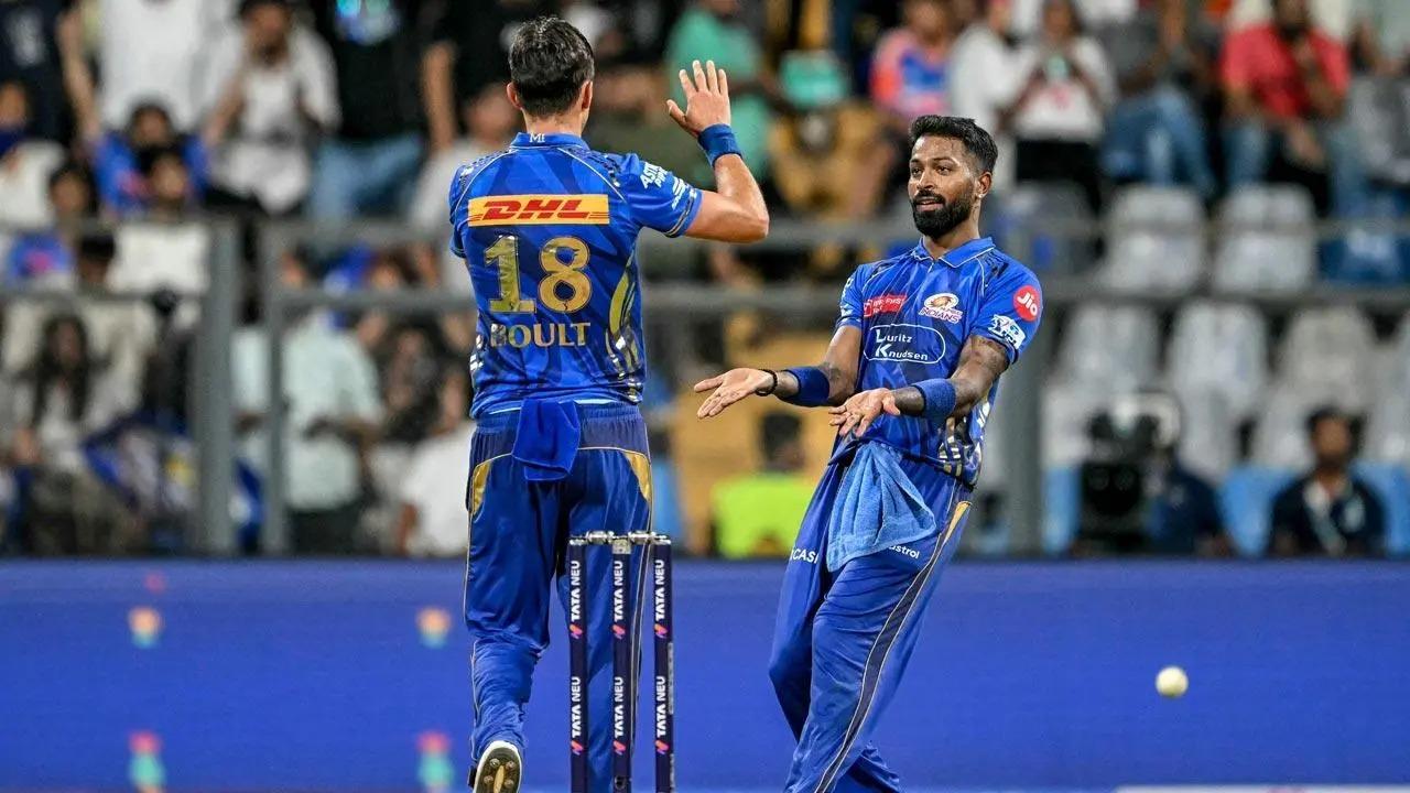 The IPL 2025 is all set to witness the mega clash between the arch-rivals, Mumbai Indians (MI) and Chennai Super Kings (CSK) at Wankhede Stadium at 7.30 pm(Pic: File Pic)