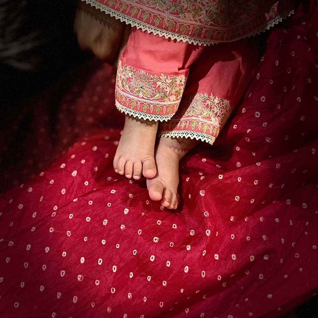 Deepika Padukone and Ranveer Singh have been protecting the identity of their daughter, Dua but this picture of her tiny feet has all our heart