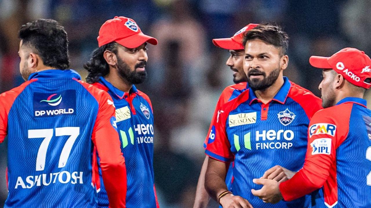Four-star Mukesh Kumar's four-wicket burst halts LSG at 159