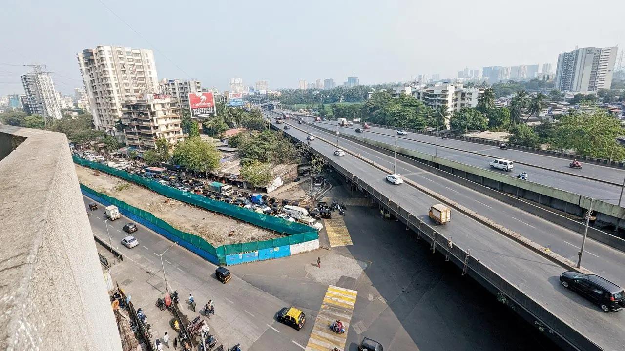 MMRDA begins construction of FOBs at stations connecting Wadala-Thane Metro Line