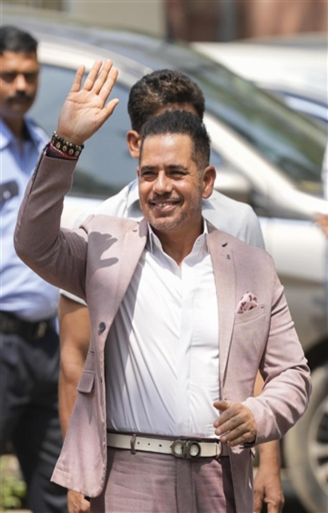 Robert Vadra questioned by ED for third consecutive day