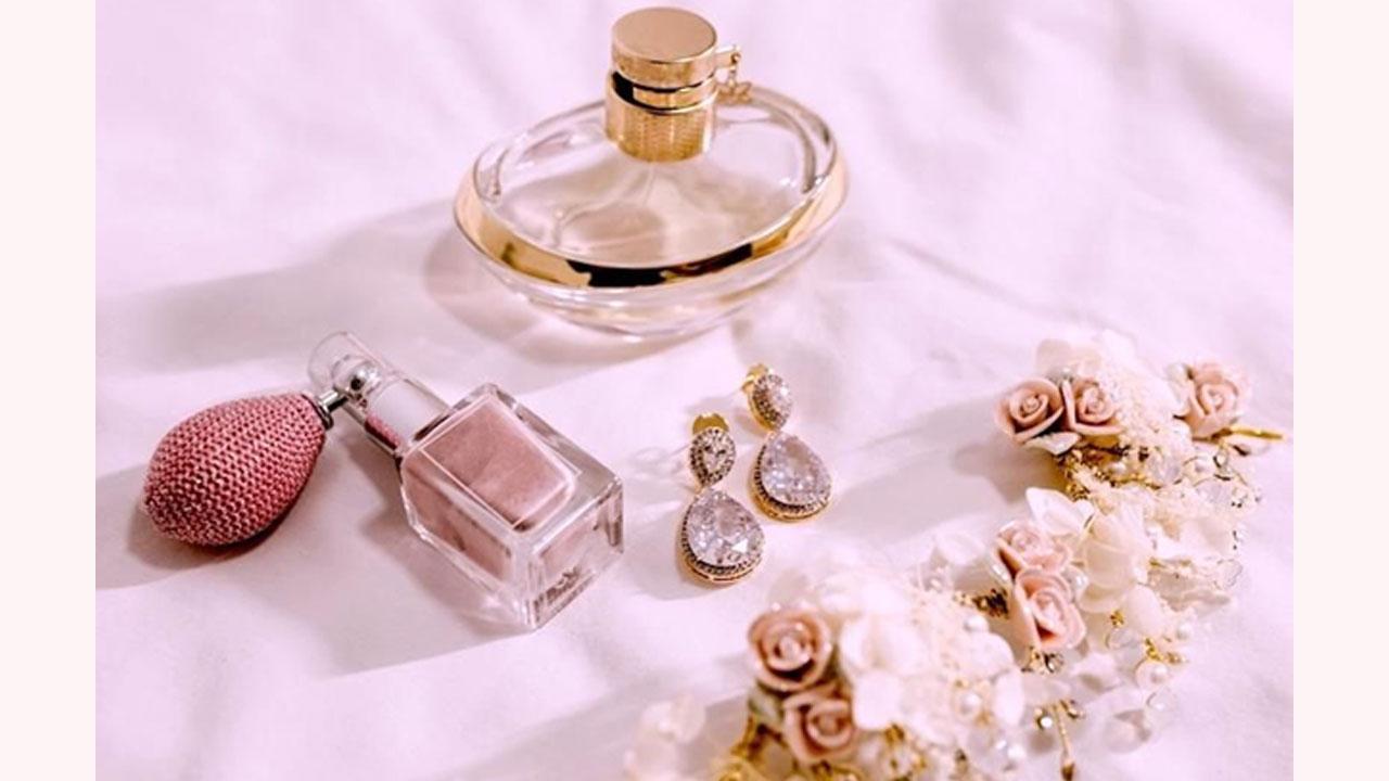 Fresh Perfumes: Scents That Feel Like a Summer Breeze