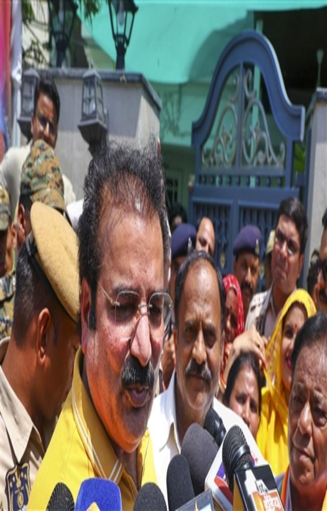 ED raids premises of Congress` Khachariyawas in PACL case