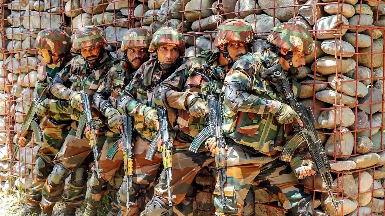 J&K: Security forces continue joint operation in Poonch to trace terrorists