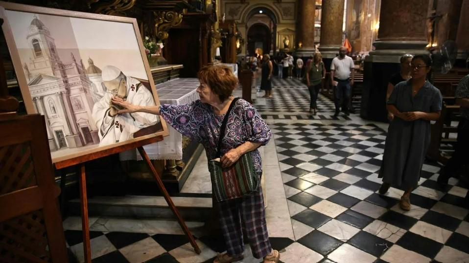 As a young man, he was known to dance to the Argentine ango, a passion that ran deep within him