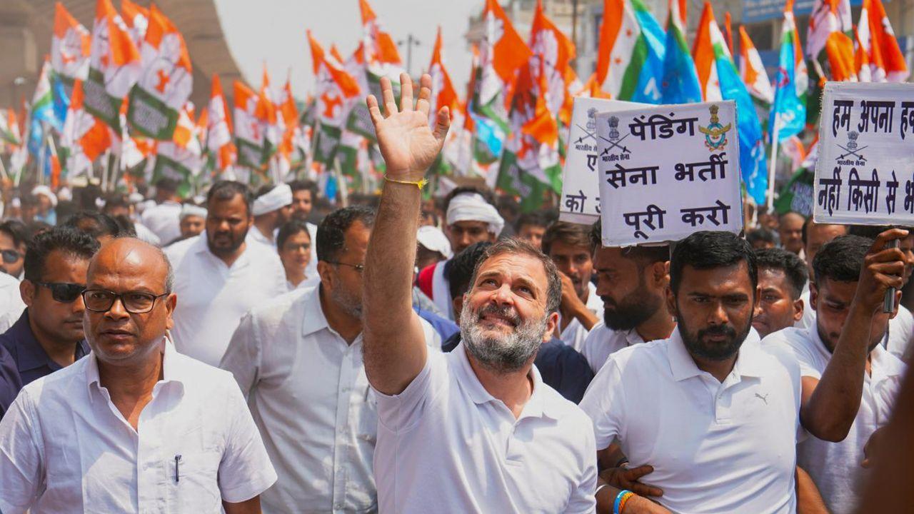 IN PHOTOS: Rahul Gandhi joins NSUI's 'Palayan Roko Naukri Do' rally