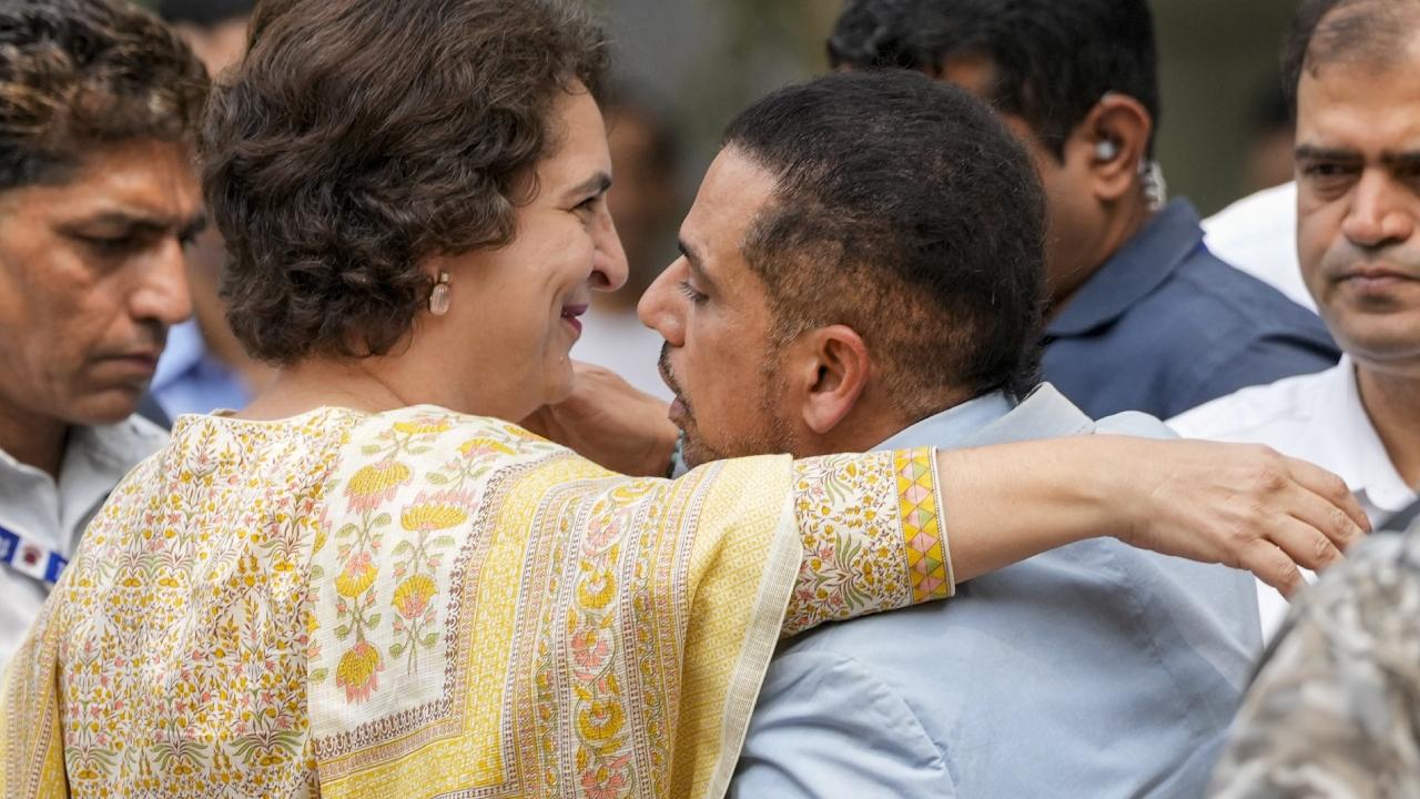Priyanka Gandhi stayed in the visitors' room of the agency's office 'Pravartan Bhawan' at the APJ Abdul Kalam Road throughout the questioning session
