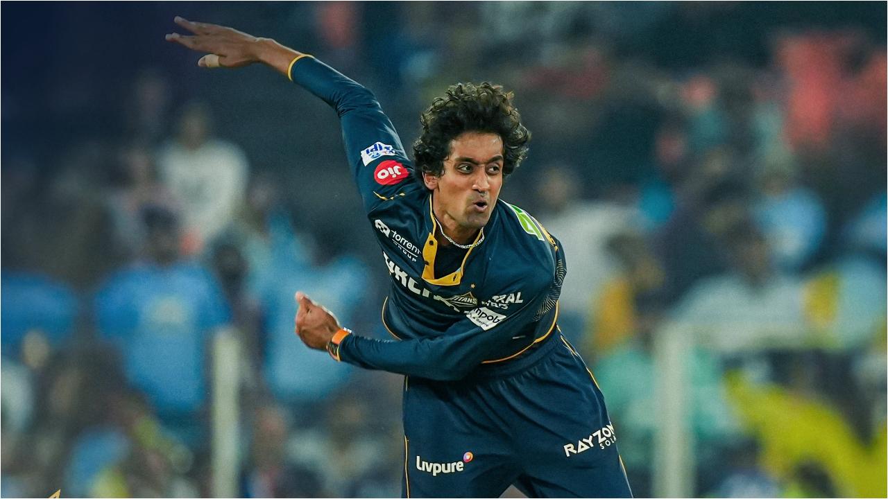 Sai Kishore (Gujarat Titans)
The Gujarat Titans’ left-arm spinner has been a revelation, scalping 12 wickets in eight matches with a best of 3/30. His economy rate of 8.22 reflects his control and consistency.