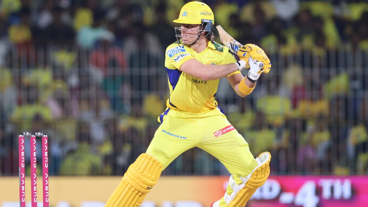Curran's scintillating innings included 9 fours and 4 sixes, providing the much-needed acceleration for CSK after a slow start. Alongside Curran, Dewald Brevis contributed a solid 32 runs off 26 balls, with 2 fours and 1 six, helping the hosts reach a respectable total.