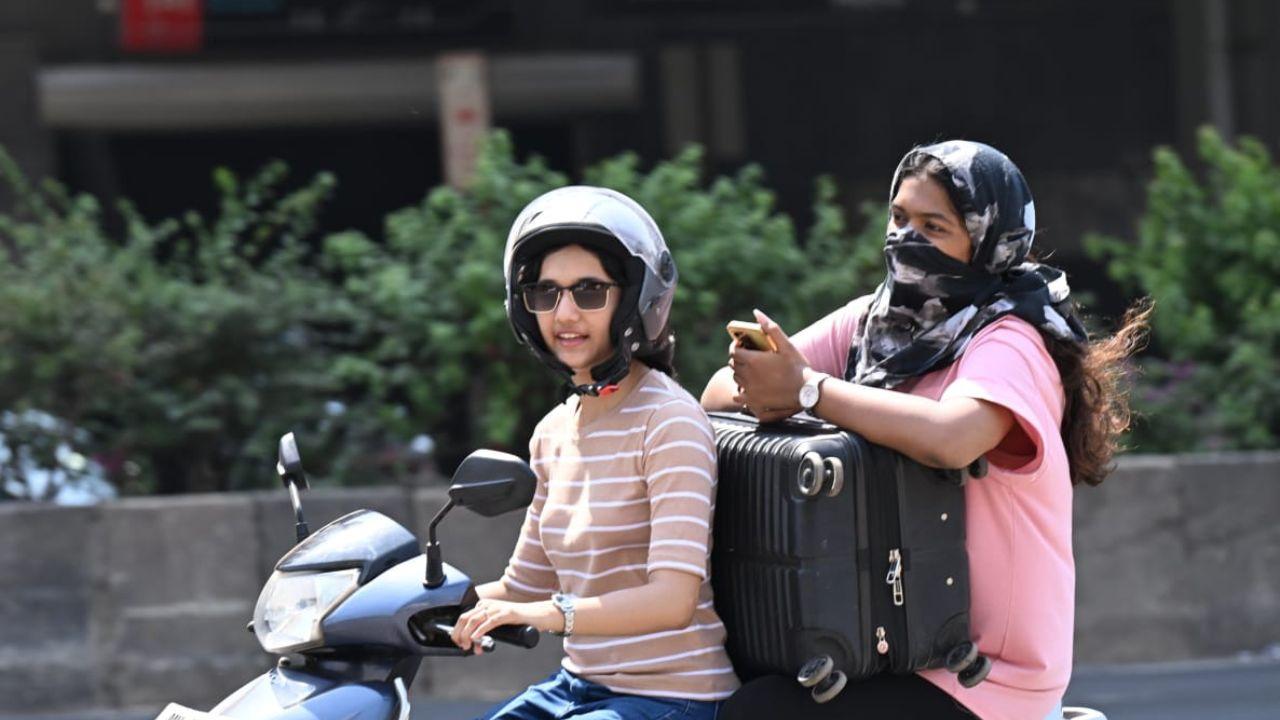 Several parts of Maharashtra have been receiving unseasonal rain over the past few days, resulting in hazy skies and elevated humidity levels across the Mumbai Metropolitan Region (MMR)