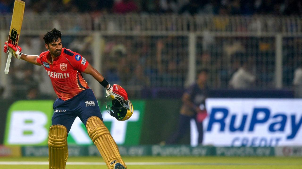 Shashank Singh (Punjab Kings)
A key figure in Punjab’s middle order, Shashank Singh has brought much-needed reliability, scoring 158 runs at an excellent average of 52.66. His composure under pressure has been a standout trait