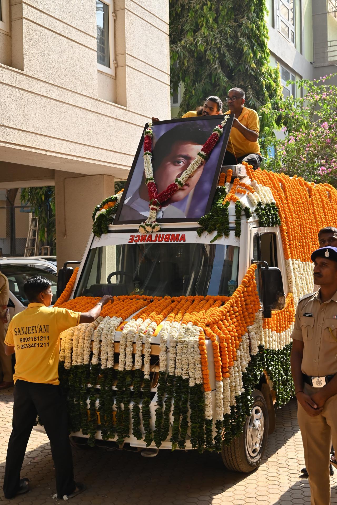 Manoj Kumar was cremated today at a crematorium in Vile Parle