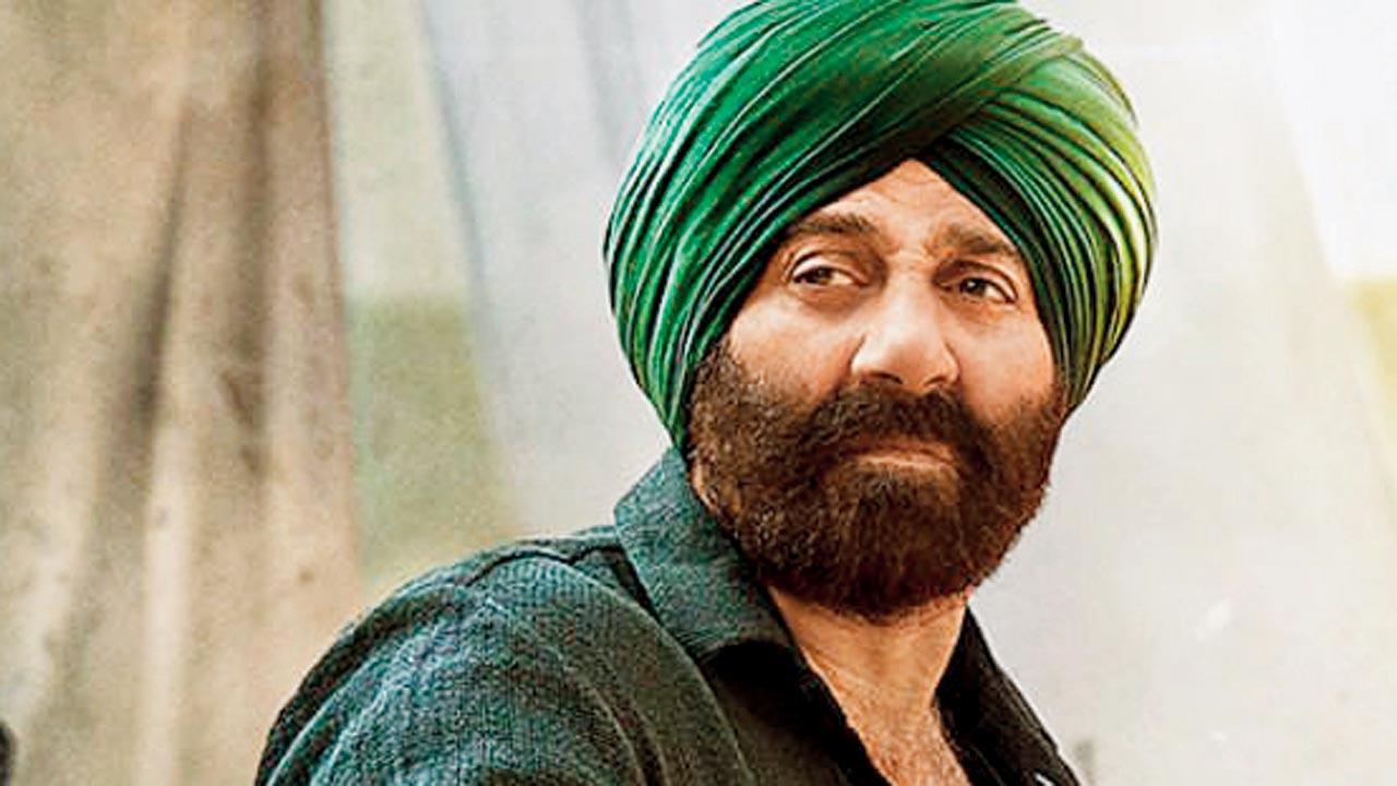  Sunny Deol 