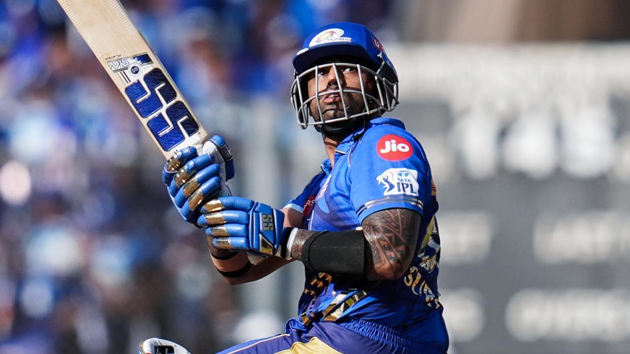 MI vs LSG, IPL 2025: Suryakumar, Rickelton's fifties help Mumbai post 215 runs