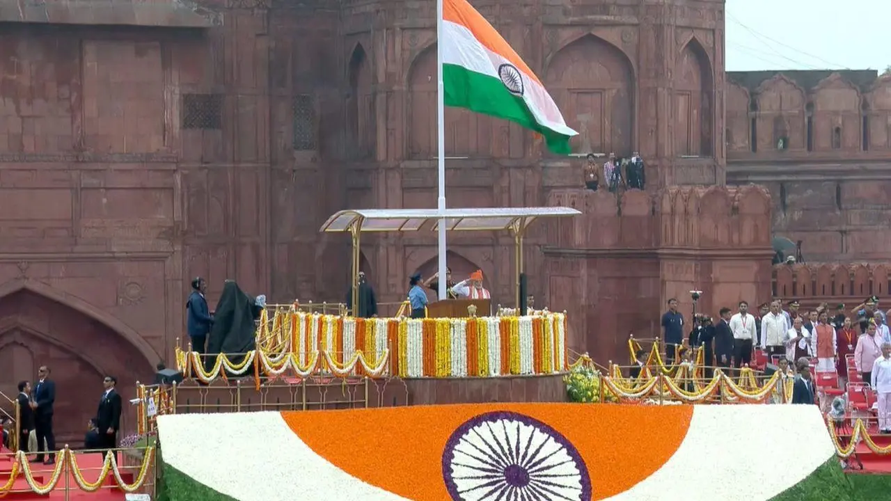 In Photos: PM Modi hoists Tricolour at Red Fort