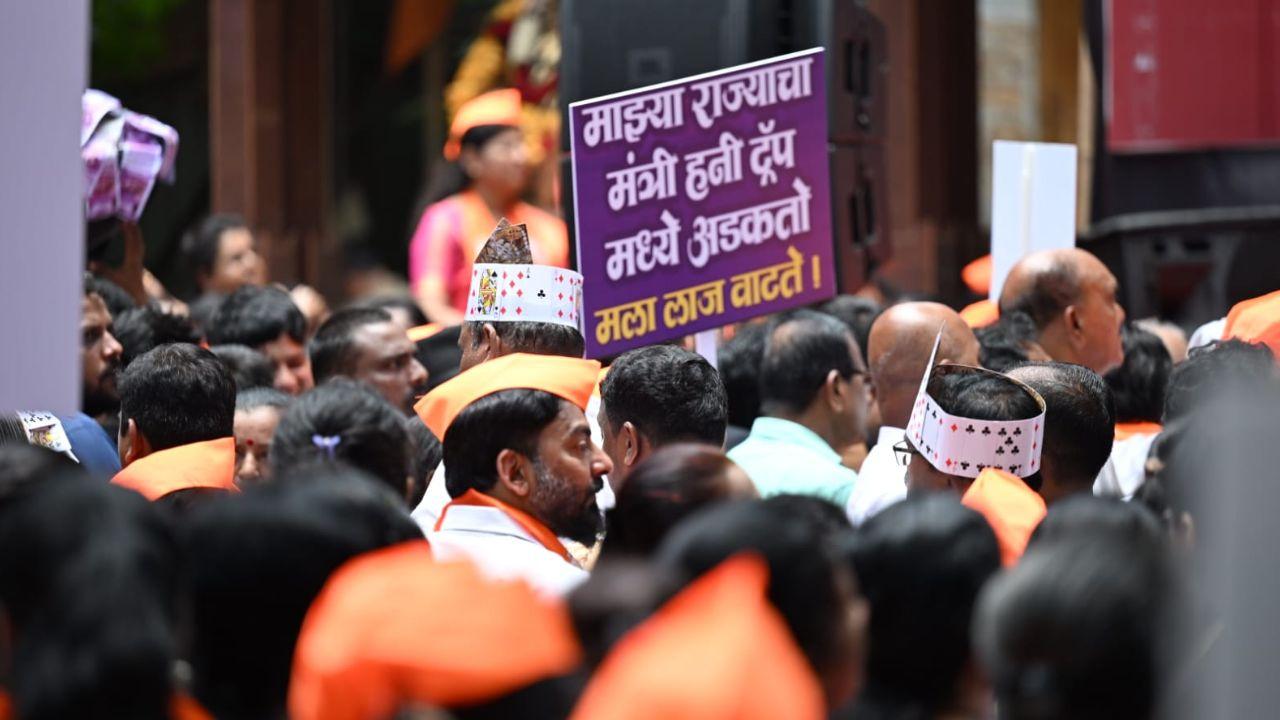 Shiv Sena (UBT) leaders organised a massive protest against Eknath Shinde's Shiv Sena, demanding the sacking of 