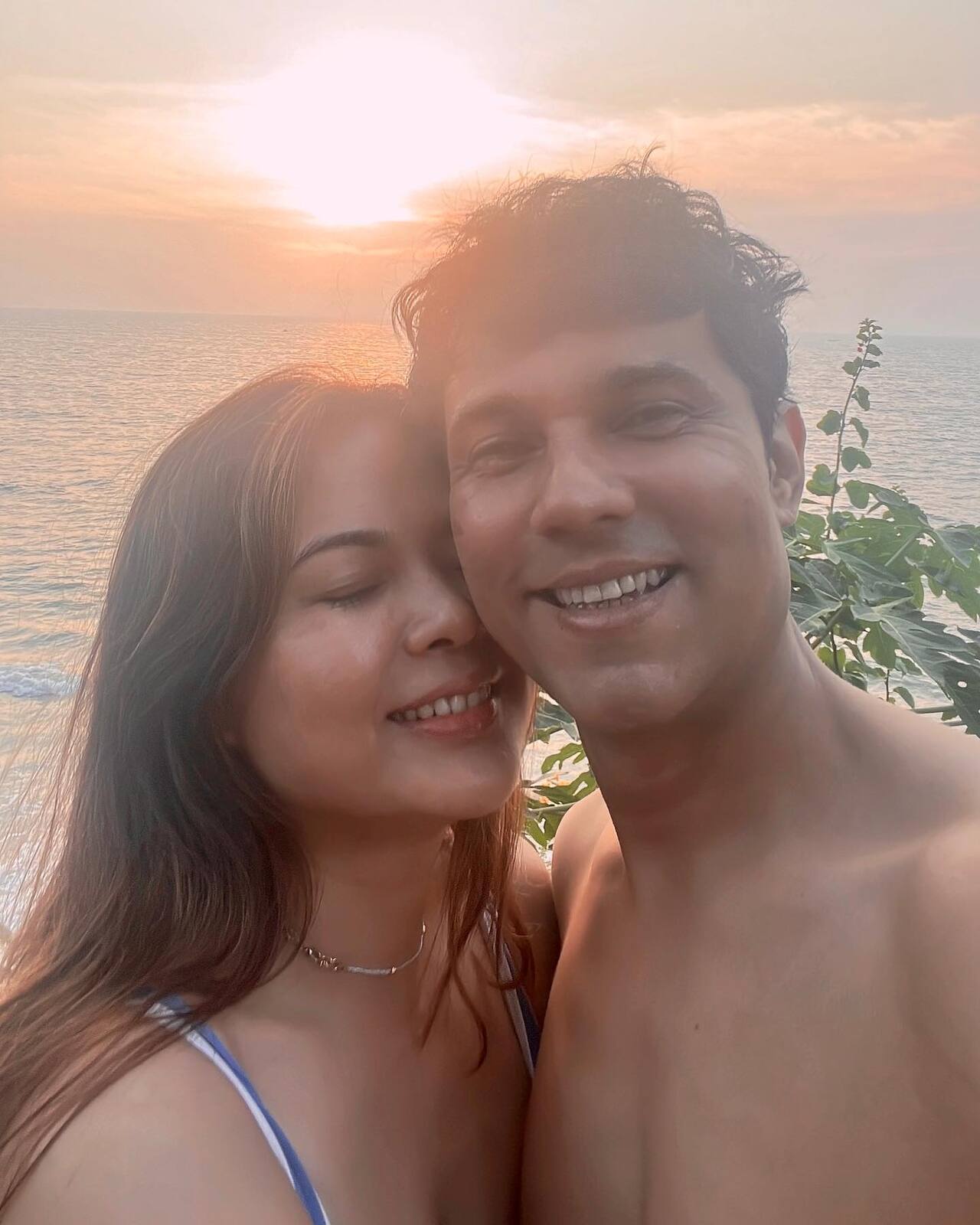 Randeep Hooda and Lin Laishram jetted off for their honeymoon at Kerala on December 30, 2023. The two shared mushy pictures basking in the glory and warmth of the sunset.