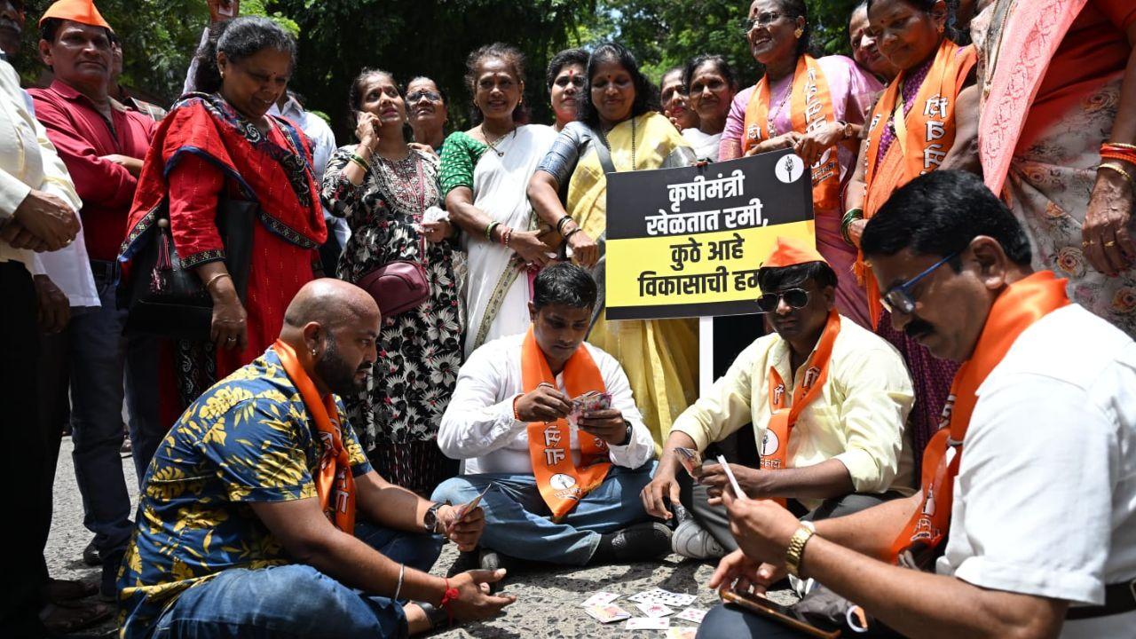 While addressing the public amid the protest, Uddhav Thackeray also targeted the Centre over Jagdeep Dhankhar's resignation as Vice President, stating that no explanation was given for Dhankhar's sudden resignation.
