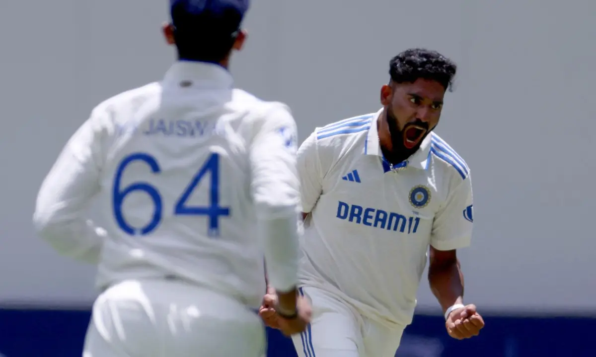 Mohammed Siraj reaches 200 international wickets as India fight back on Day 2