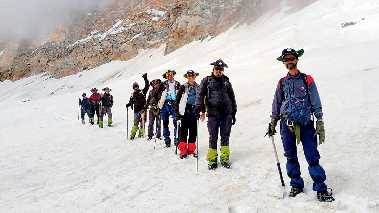 Motormen from Western Railway conquer Auden’s Col, Himalayas challenge endured