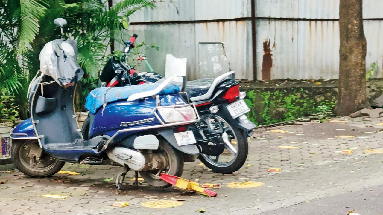 Mumbai: Mulund society illegally clamps vehicles, slaps Rs 37,000 fine