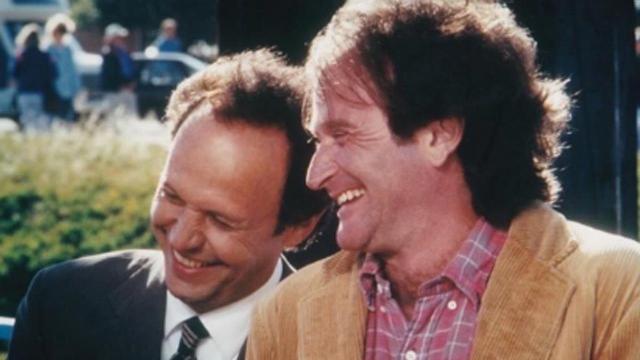 Billy Crystal remembers Robin Williams on his death anniversary