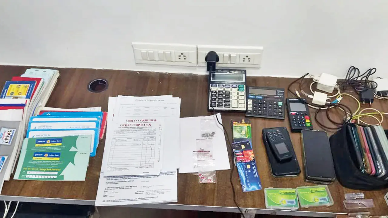 Mumbai Crime Branch busts international cyber fraud syndicate, arrests 12