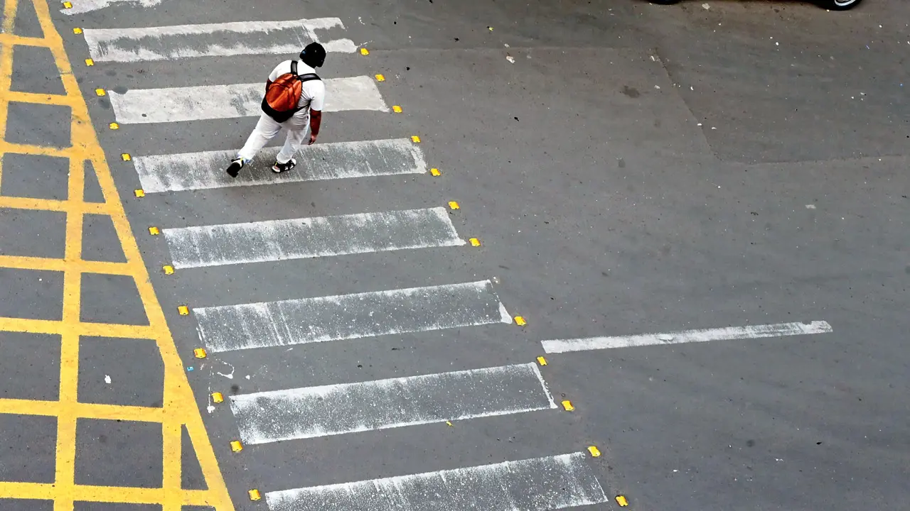 Mumbai: Fading road markings put city commuters at risk