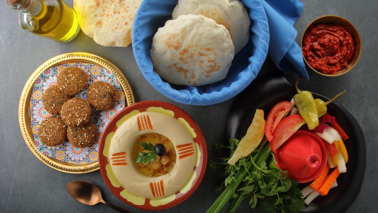 Middle Eastern flavours Step into a world of Middle Eastern opulence with Bayroute’s Sunday Brunch — where tradition meets indulgence in every bite. Relish a lavish spread of mezze, soulful small plates, and signature mains like Kebab Istanbul and Machboos Al Kuzu. End on a sweet high with treats like Lotus Milk Cake and Pistachio Mafroukeh. With handcrafted cocktails, unlimited pours, and live music setting the perfect mood, your Sundays just got elevated
Where: Bayroute, across all outlets When: August 3Time: 12 pm - 4 pm Price: Rs 1999 plus taxes and Rs 2499 plus taxes with premium alcohol