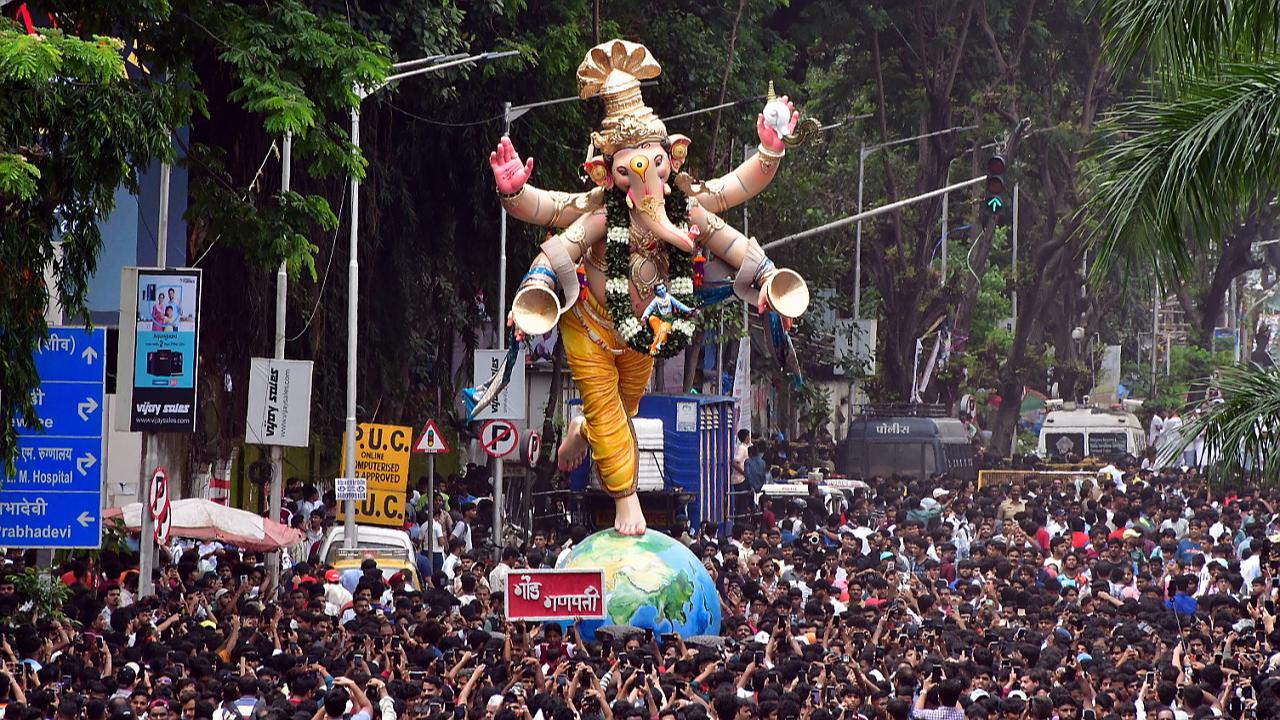 Ahead of Ganeshotsav, mandals seek waiver of Rs 2,000 BMC road-digging fines