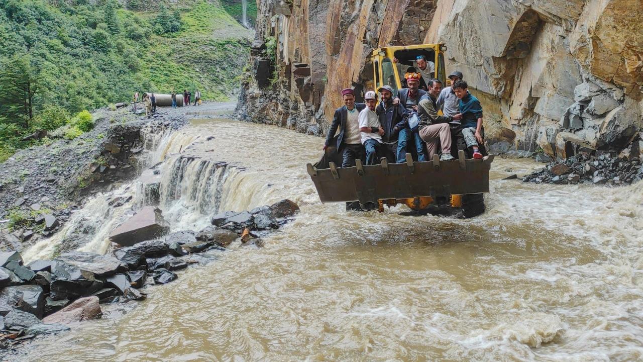 Monsoon havoc in Himachal Pradesh – Mandi, Kullu among worst-hit districts
